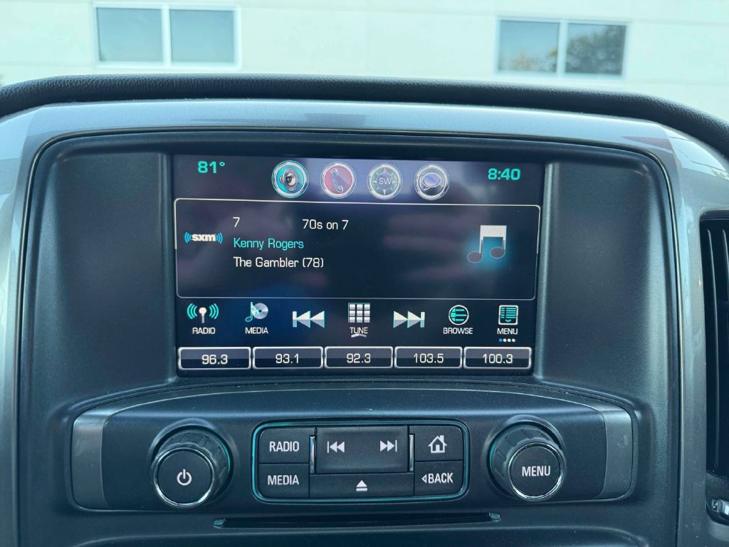 Used 2018 Chevrolet Silverado 1500 LT w/ All Star Edition AWD/4WD image 29