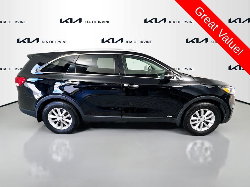 Certified 2017 Kia Sorento LX w/ LX Convenience Package image 13