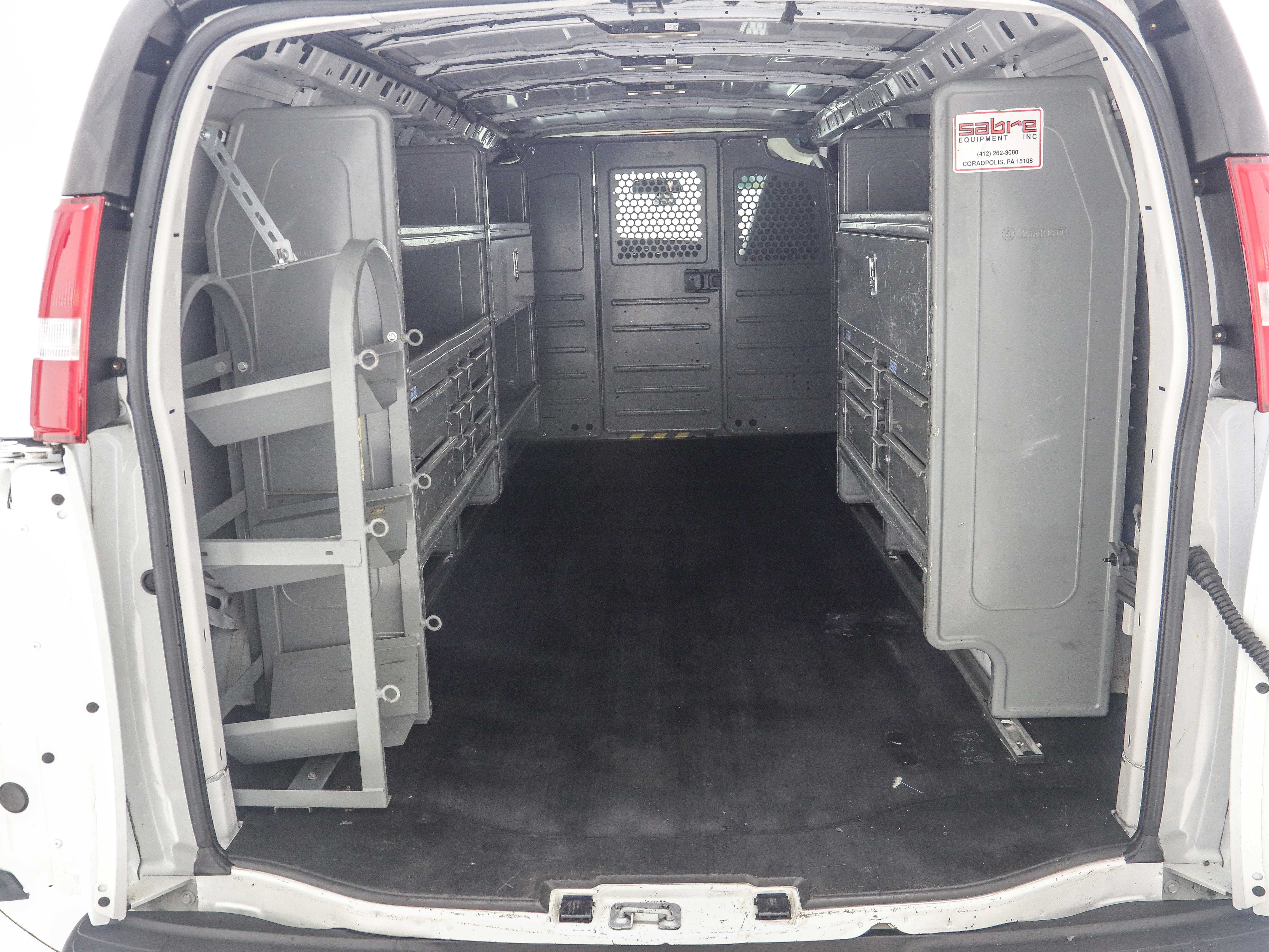 Used 2021 Chevrolet Express 2500 Extended RWD image 12