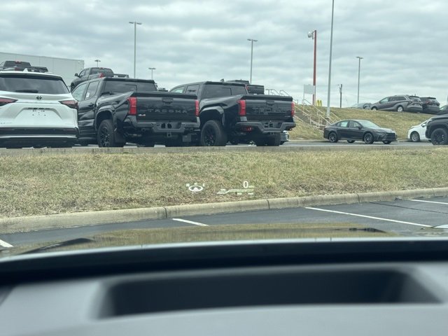 New 2026 Toyota Highlander Platinum image 37