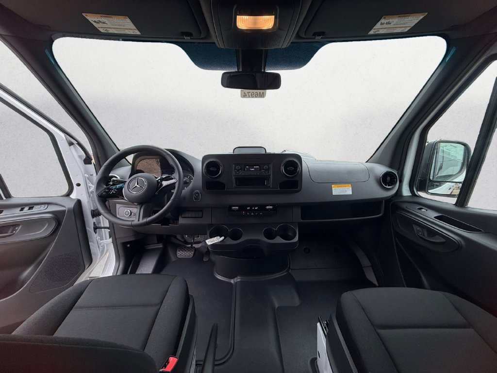 New 2026 Mercedes-Benz Sprinter 2500 image 9