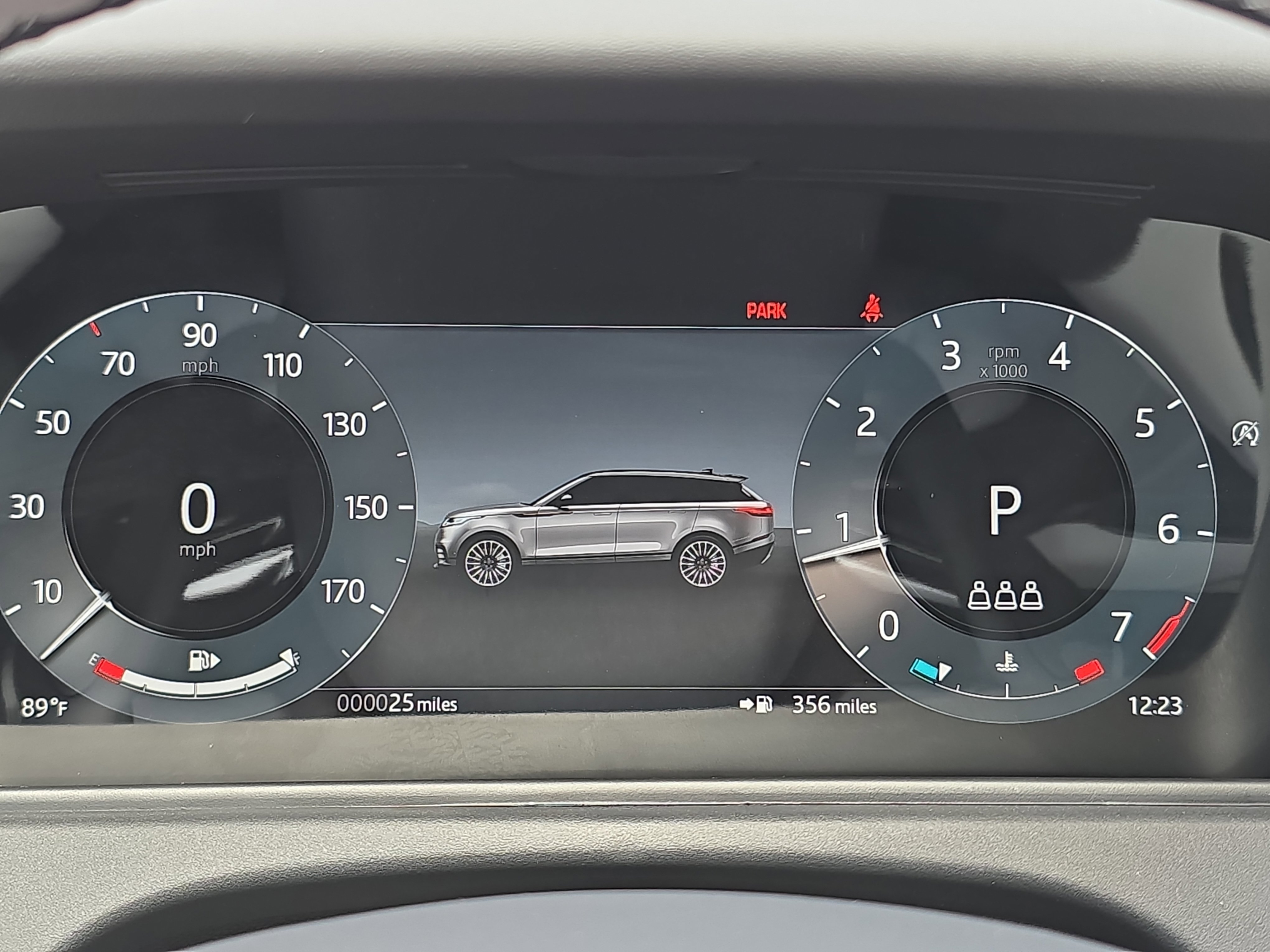 New 2026 Land Rover Range Rover Velar Dynamic SE image 19