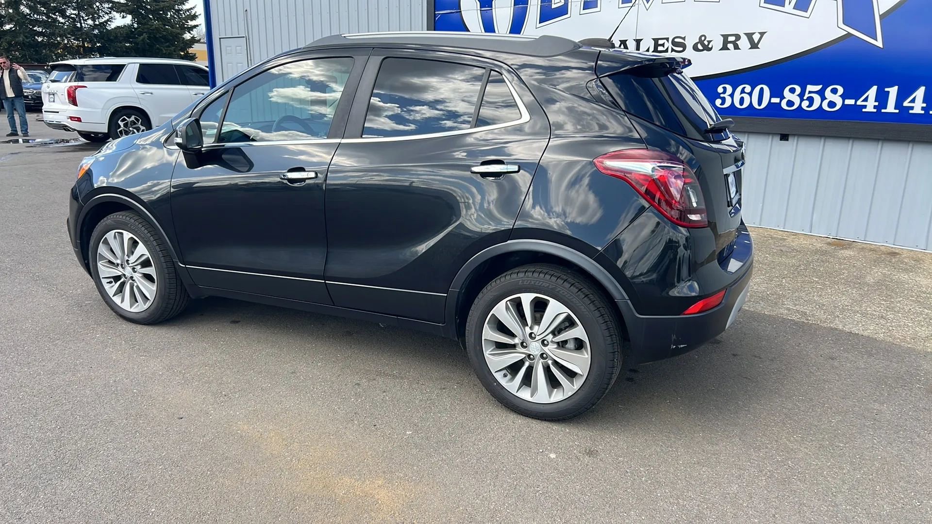 Used 2019 Buick Encore Preferred FWD image 11