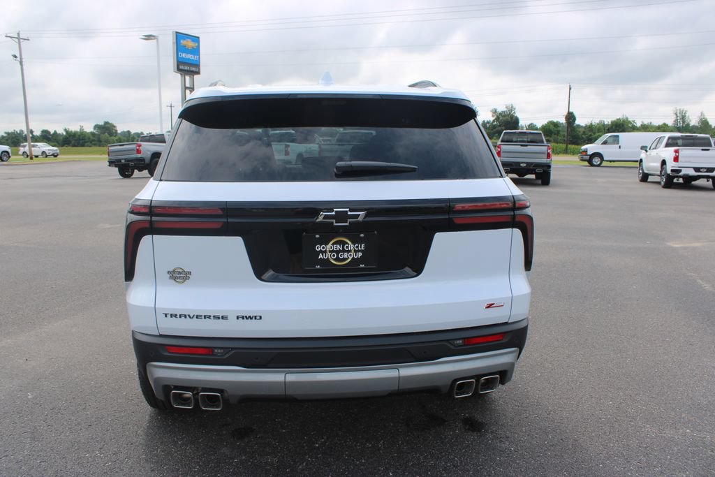 New 2026 Chevrolet Traverse Z71 w/ Driver Confidence Package AWD/4WD image 8