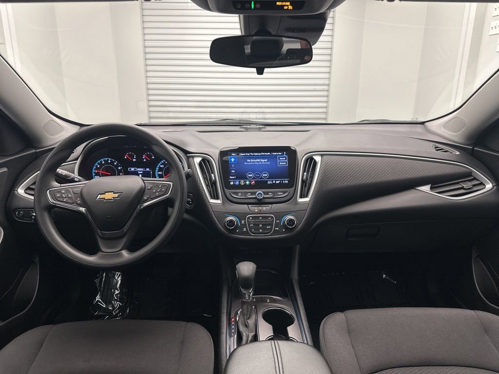 Used 2024 Chevrolet Malibu LT image 17