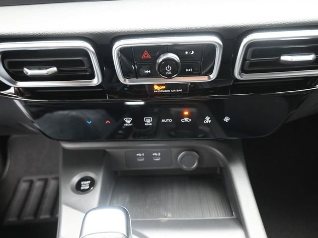 New 2026 Nissan Sentra SV w/ Floor Mat Package image 4