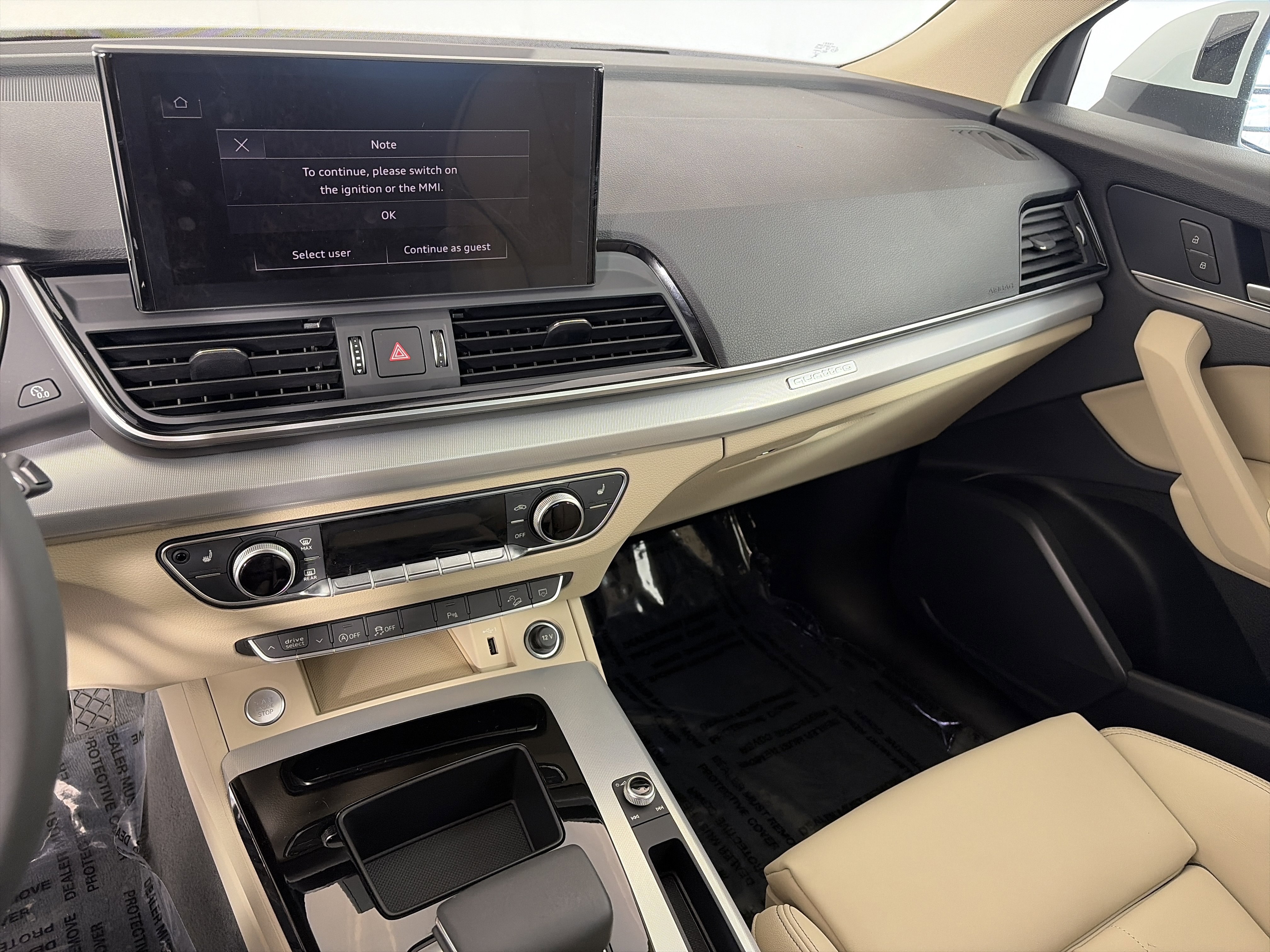 Certified 2024 Audi Q5 2.0T Premium w/ Convenience Package AWD/4WD image 4
