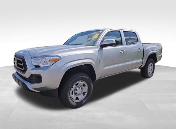 Used 2023 Toyota Tacoma SR AWD/4WD image 3