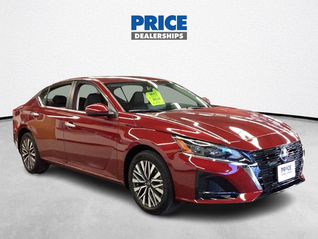 New 2024 Nissan Altima 2.5 SV w/ SV Premium Package