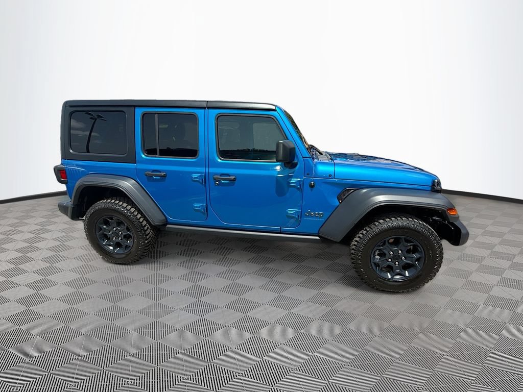 Used 2023 Jeep Wrangler Unlimited w/ Cold Weather Group AWD/4WD image 5