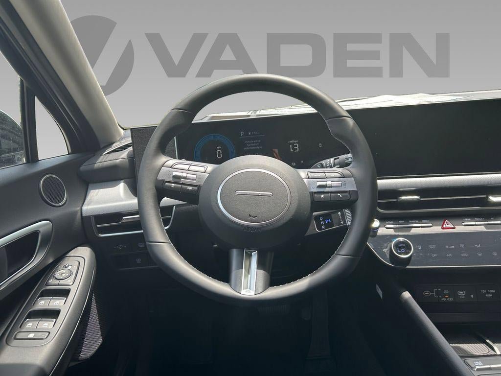 New 2025 Hyundai Sonata SEL image 30