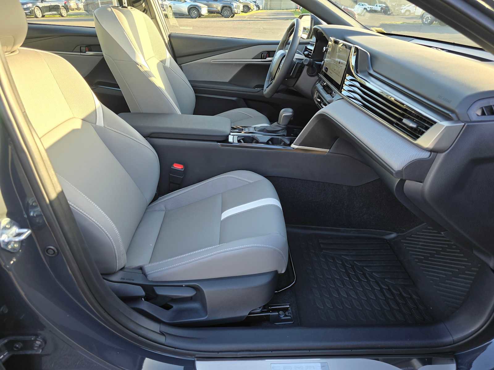 Certified 2025 Toyota Camry SE image 12