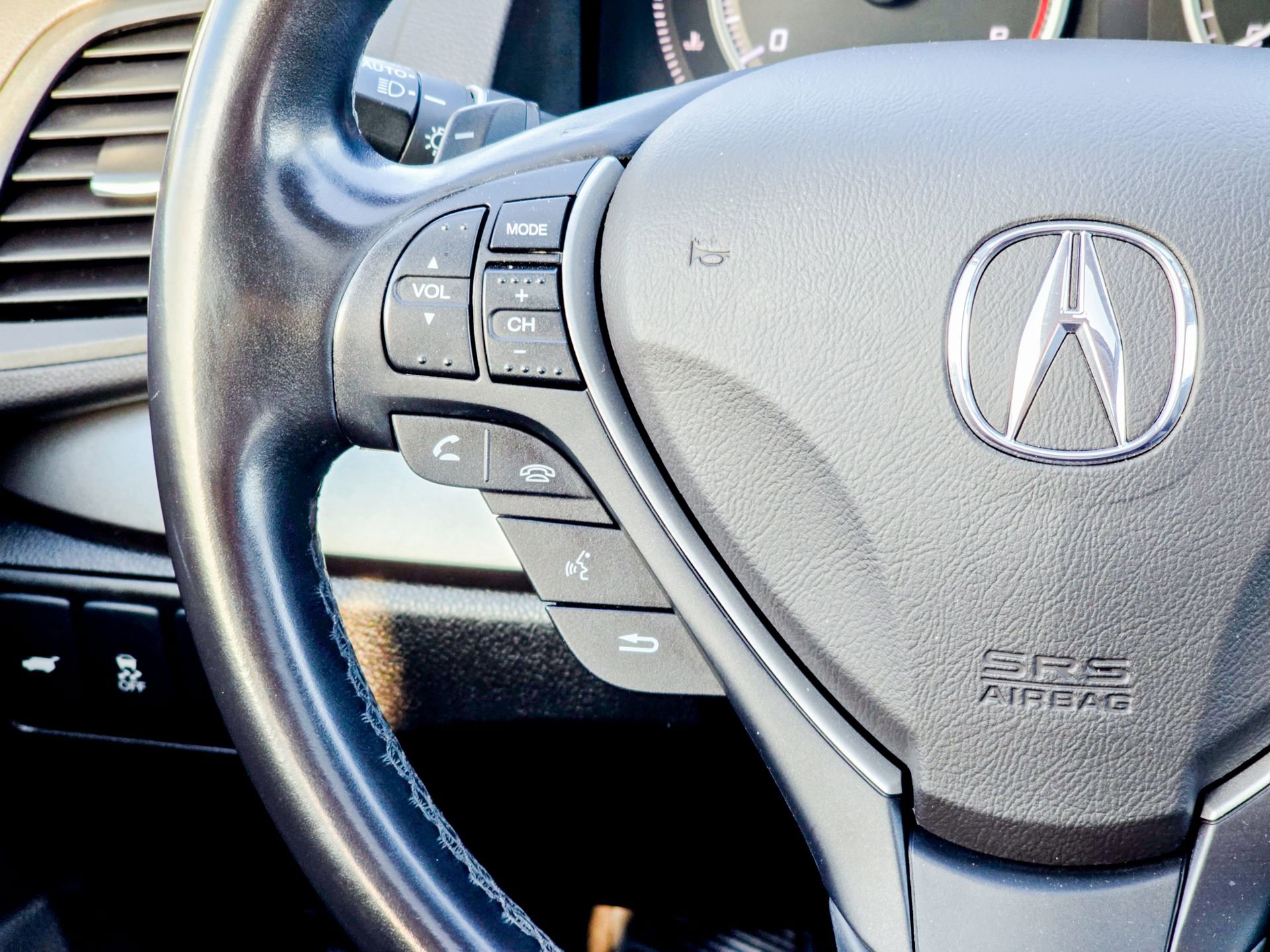 Used 2017 Acura RDX AWD image 25