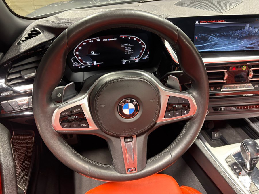 Used 2020 BMW Z4 M40i w/ Executive Package RWD image 17