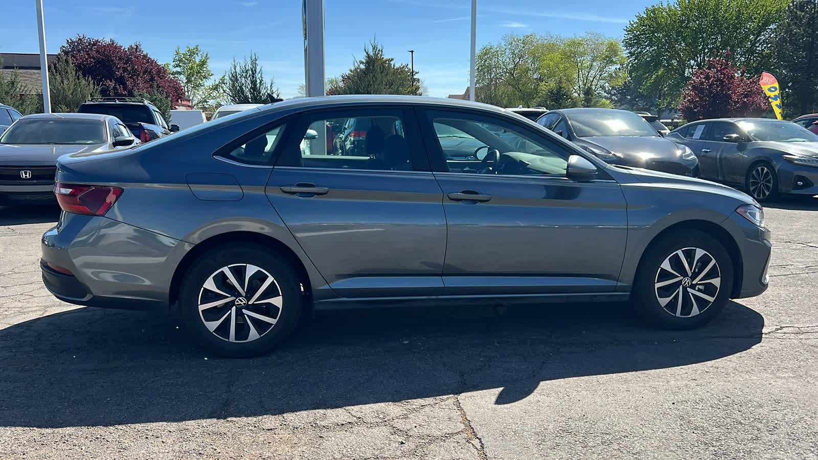 Used 2025 Volkswagen Jetta S image 4