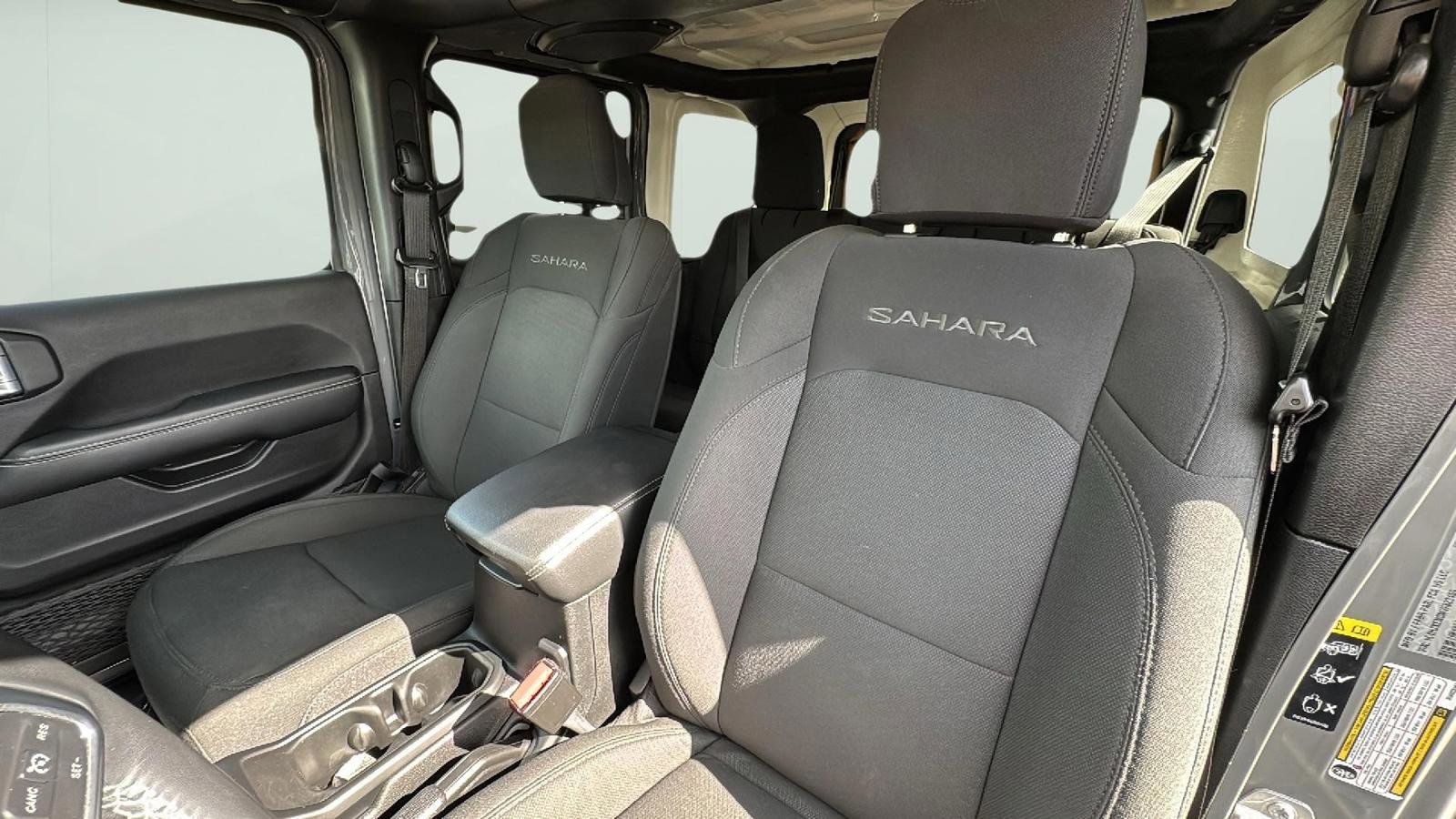 Used 2021 Jeep Wrangler Unlimited Sahara image 21