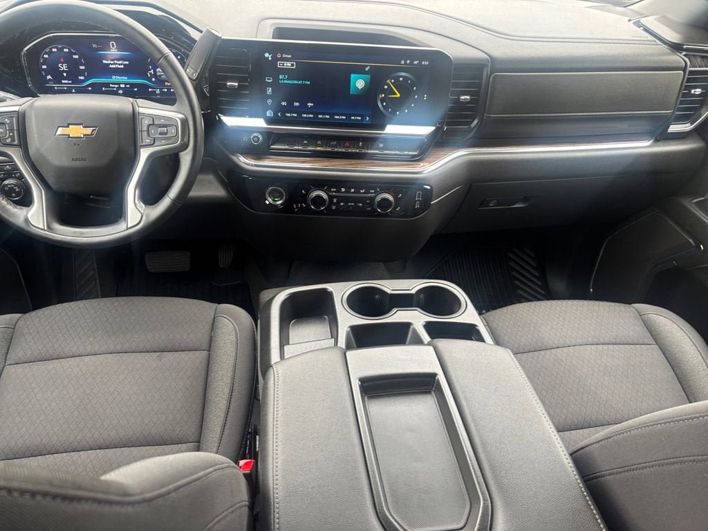 Used 2024 Chevrolet Silverado 1500 LT AWD/4WD image 11