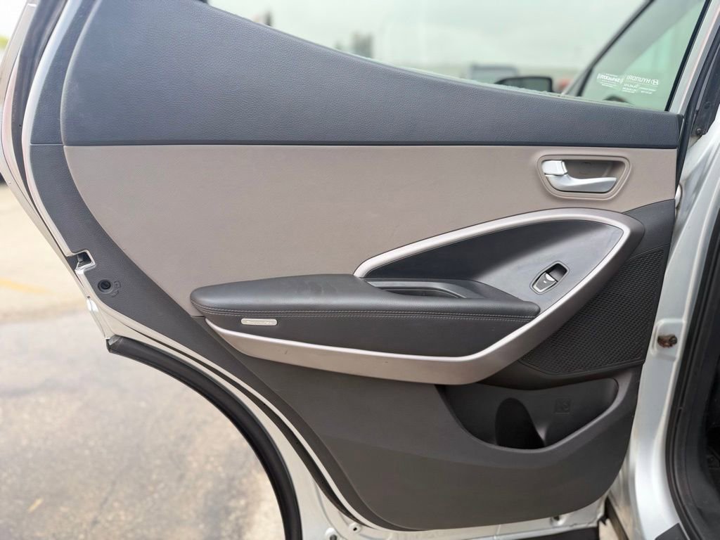 Used 2015 Hyundai Santa Fe Sport w/ Option Group 02 image 19