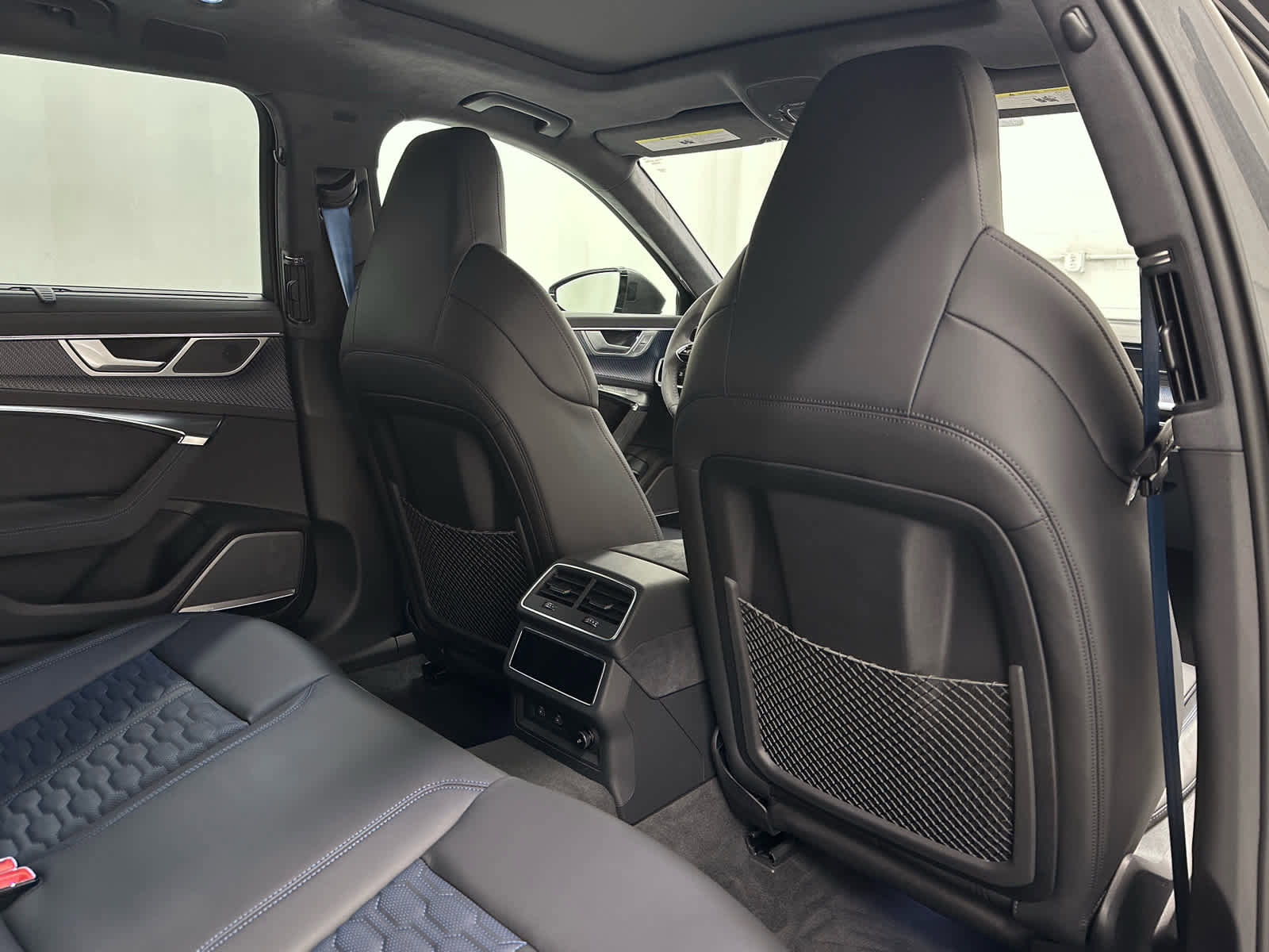 Used 2025 Audi RS 6 performance image 20