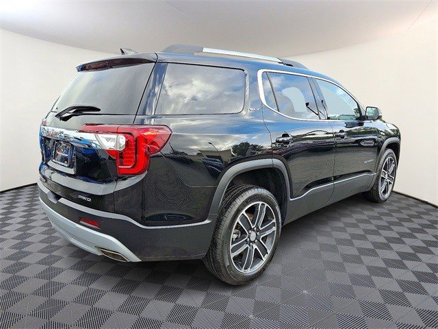 Certified 2023 GMC Acadia SLT w/ Preferred Package image 5