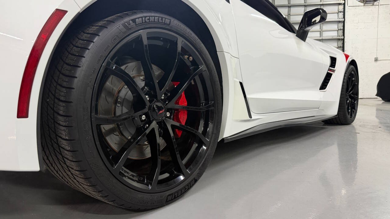 Used 2019 Chevrolet Corvette Grand Sport RWD image 11