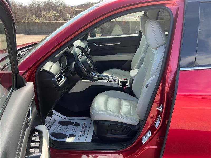 Used 2017 MAZDA CX-5 Grand Touring w/ Premium Package image 29