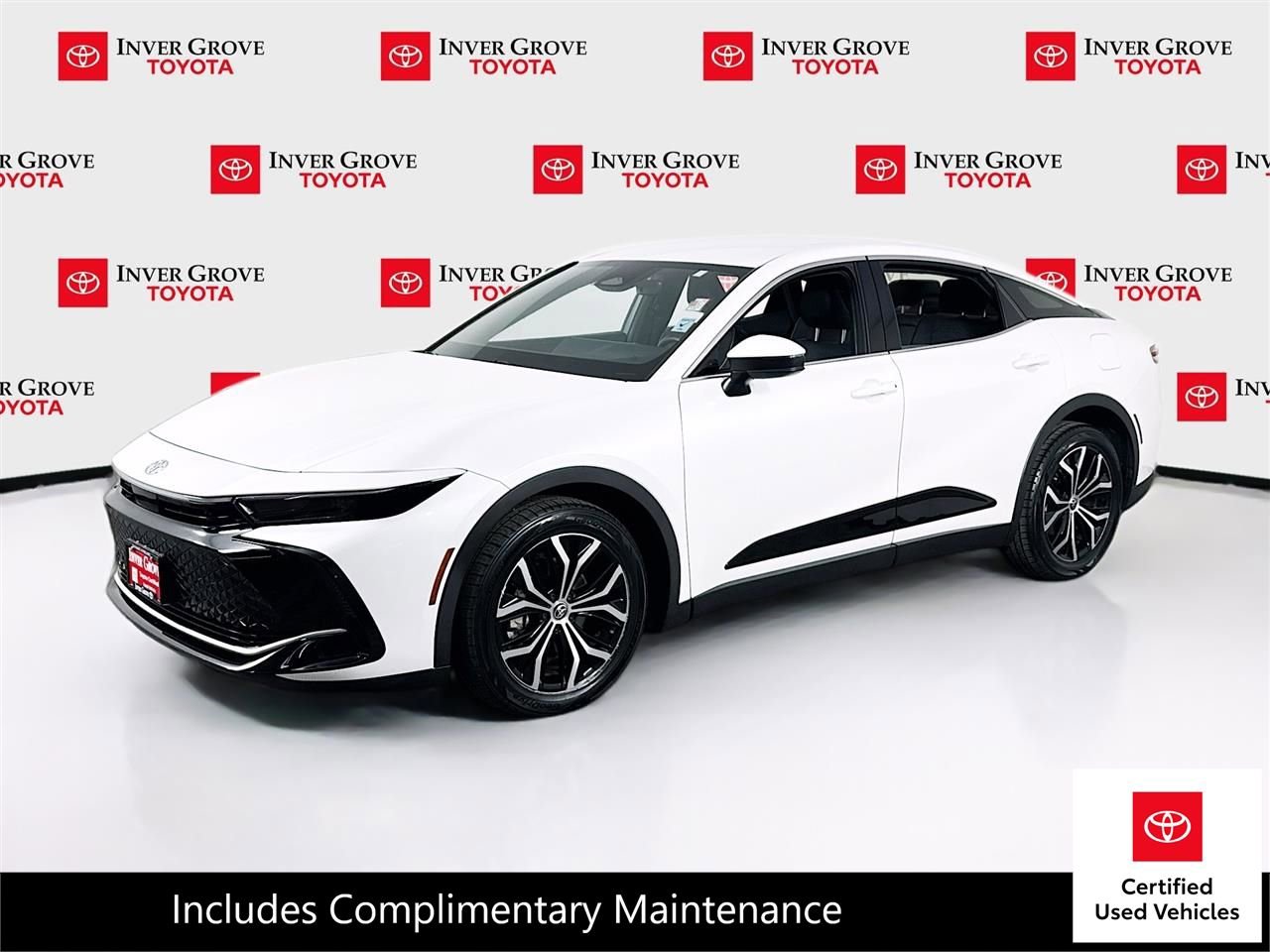 Certified 2023 Toyota Crown XLE image 1