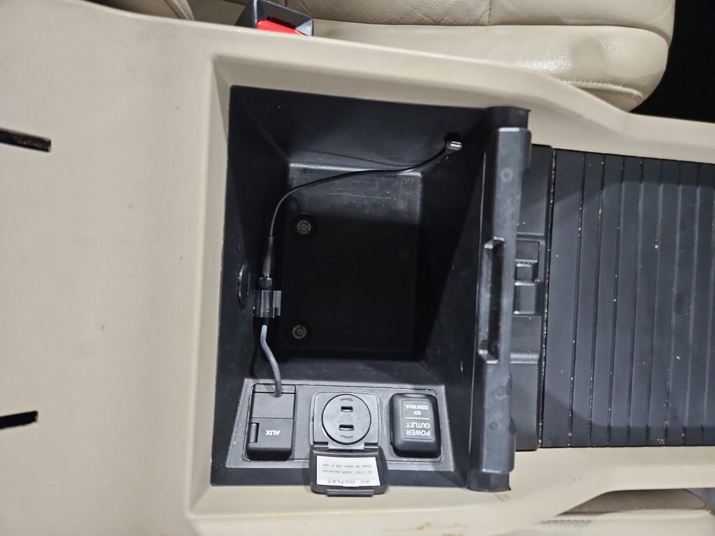 Used 2012 Honda Pilot Touring image 26