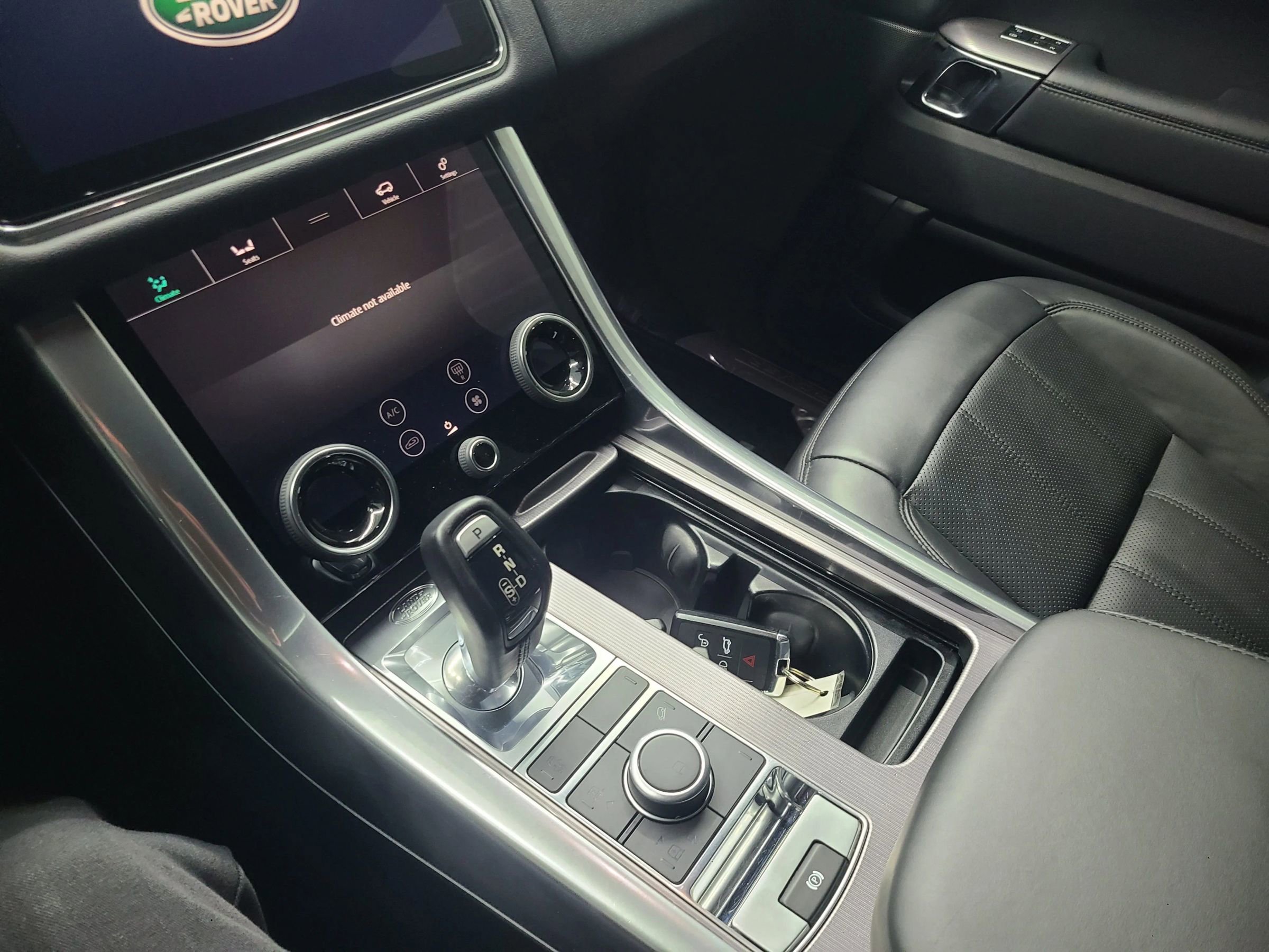 Used 2018 Land Rover Range Rover Sport HSE image 27