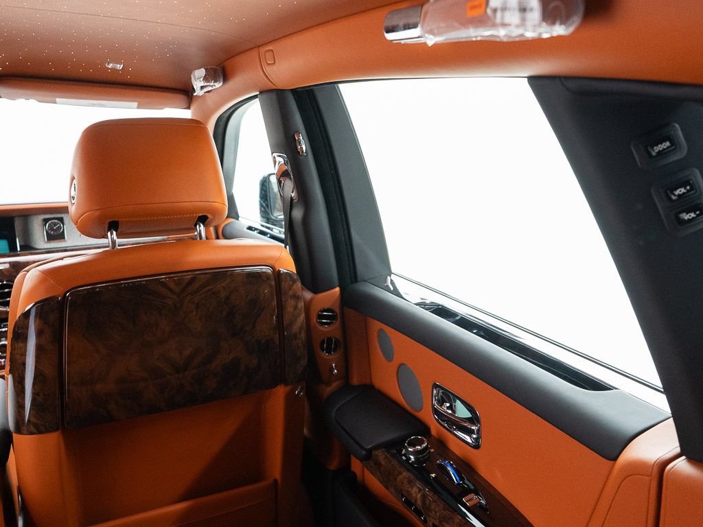 Certified 2023 Rolls-Royce Phantom Sedan RWD image 30