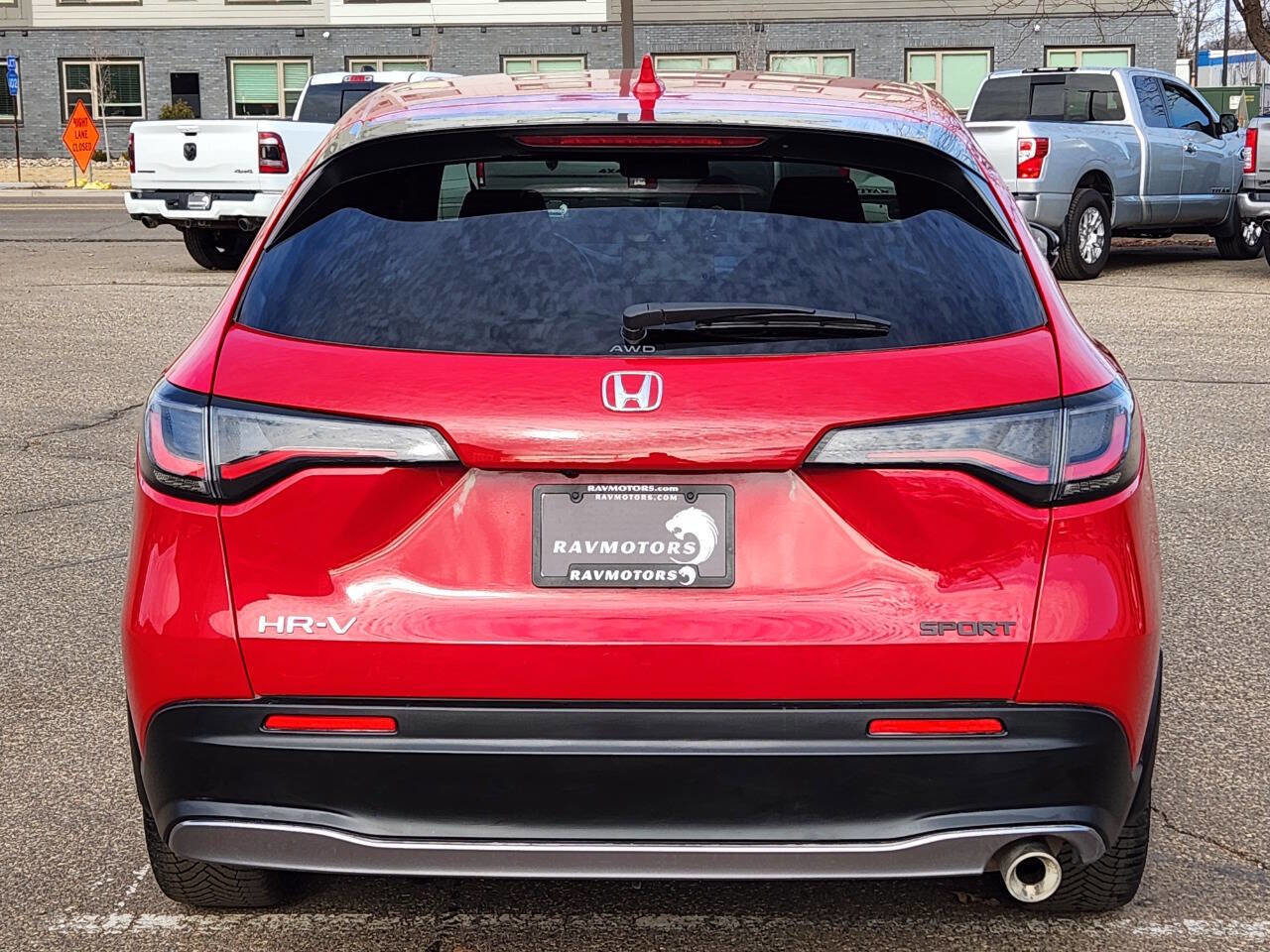 Used 2024 Honda HR-V Sport image 8