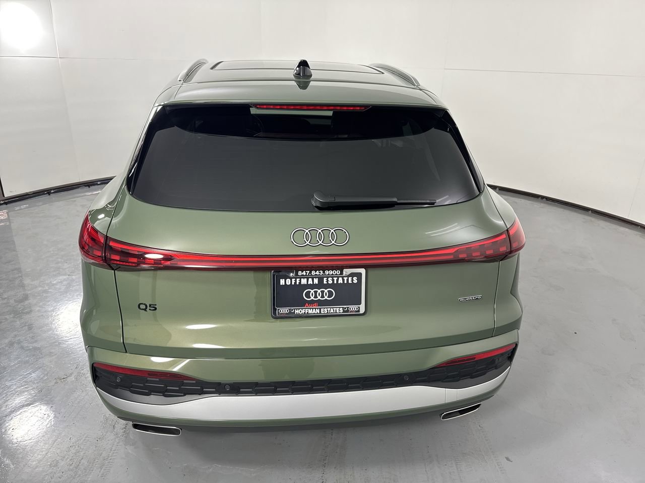 Used 2025 Audi Q5 Premium Plus w/ Premium Plus AWD/4WD image 6