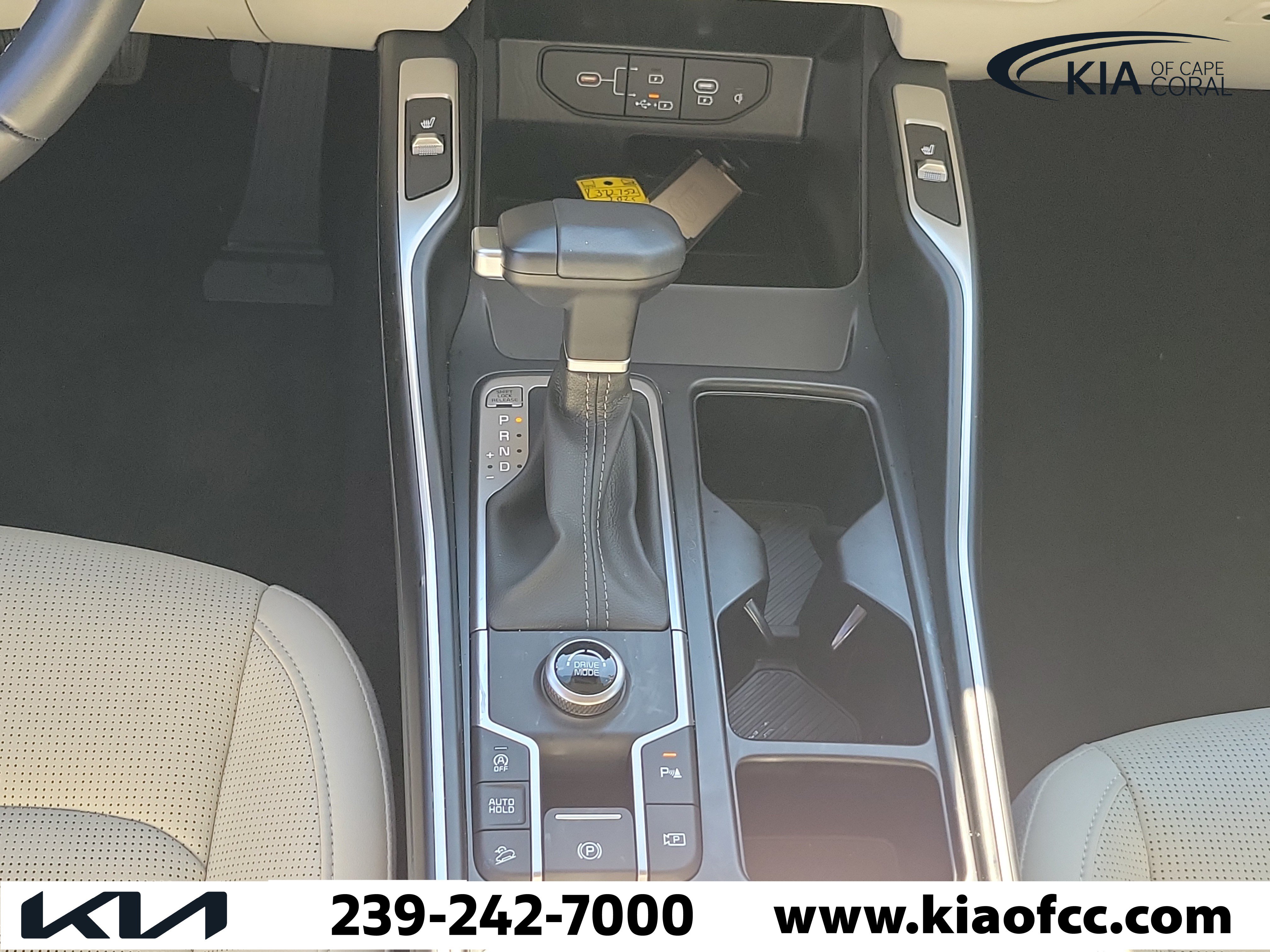 Certified 2025 Kia Sorento S w/ Panoramic Sunroof Package FWD image 21