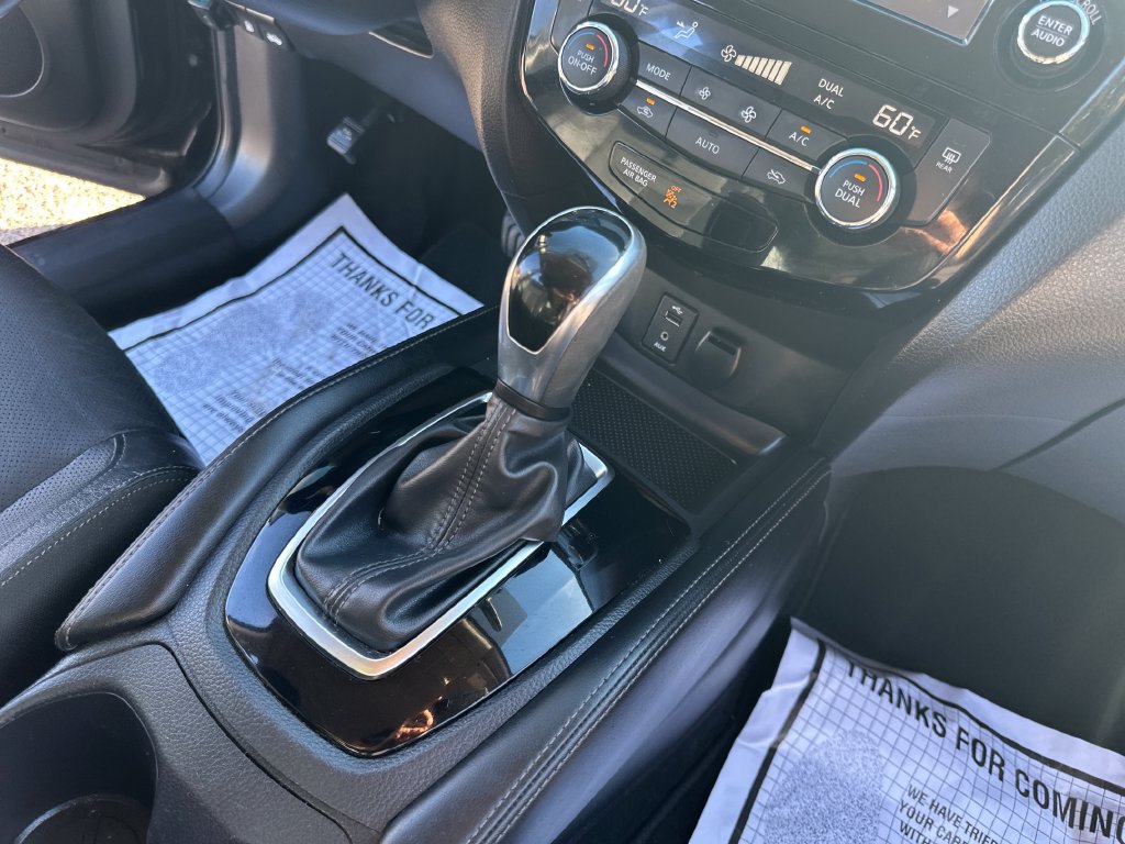Used 2017 Nissan Rogue Sport SL AWD/4WD image 37