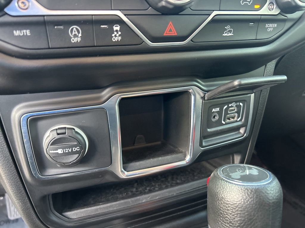 Used 2022 Jeep Wrangler Unlimited Sport image 37