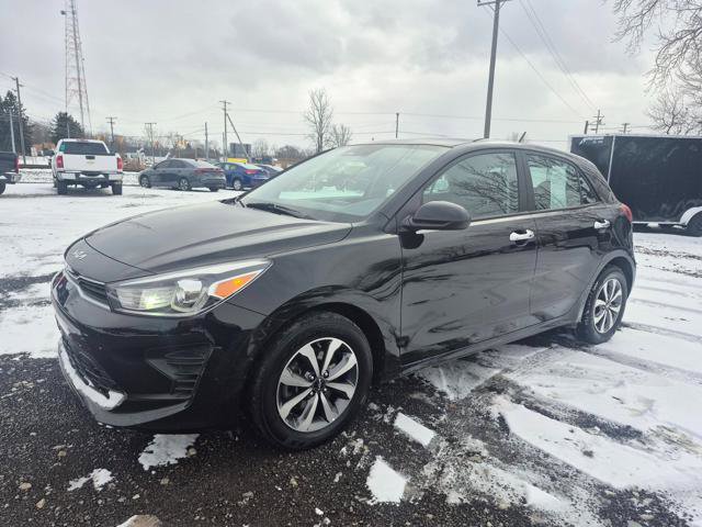 Used 2023 Kia Rio S w/ Technology Package image 3