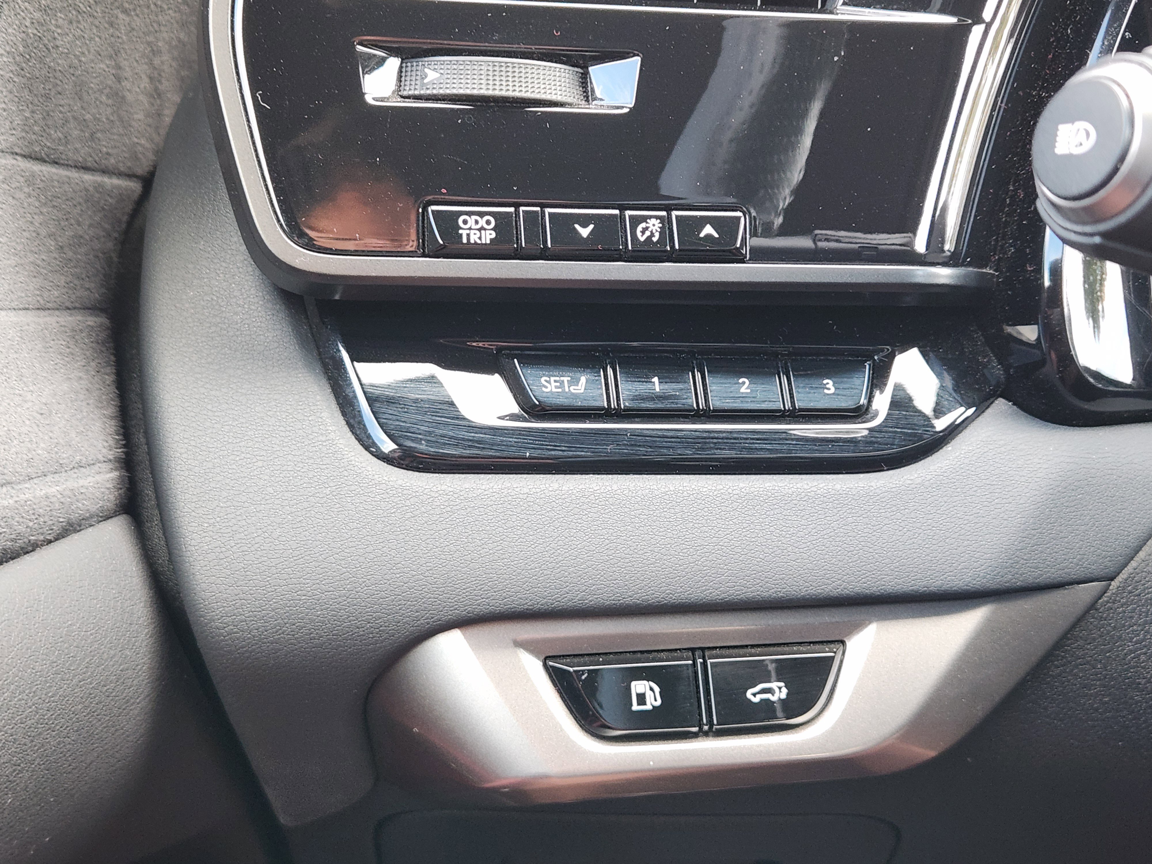 Used 2024 Lexus RX 500h F Sport image 26