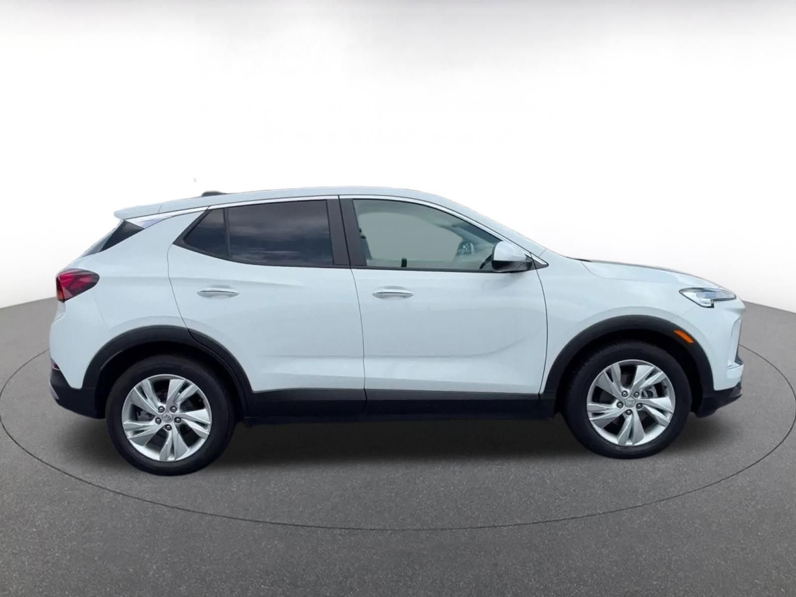 Used 2025 Buick Encore GX Preferred FWD image 16