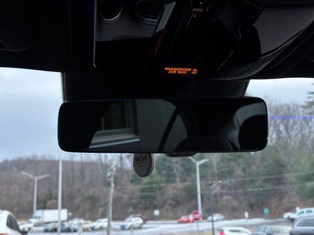 Used 2025 Mercedes-Benz C 300 4MATIC Sedan image 32