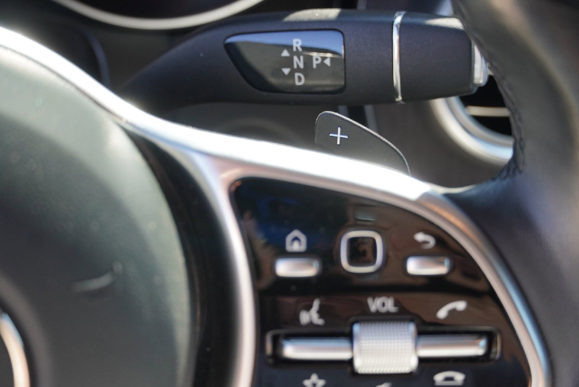 Used 2020 Mercedes-Benz GLC 300 4MATIC image 16