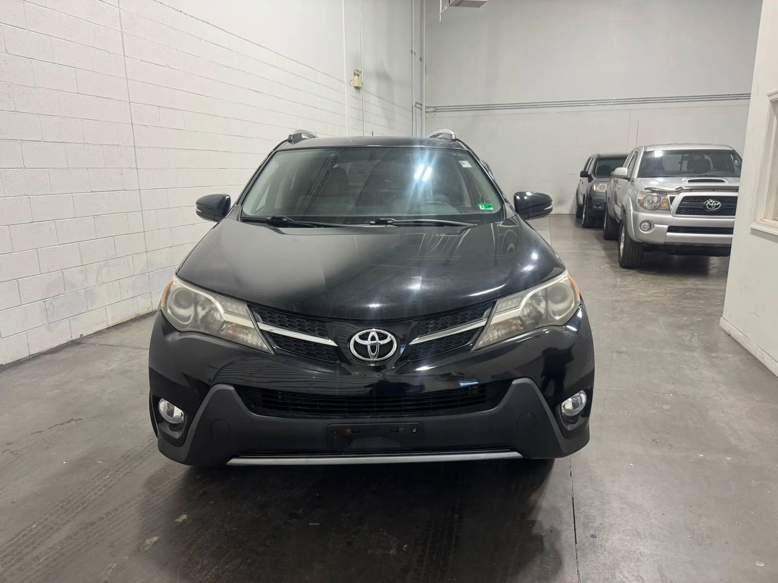 Used 2015 Toyota RAV4 XLE image 3