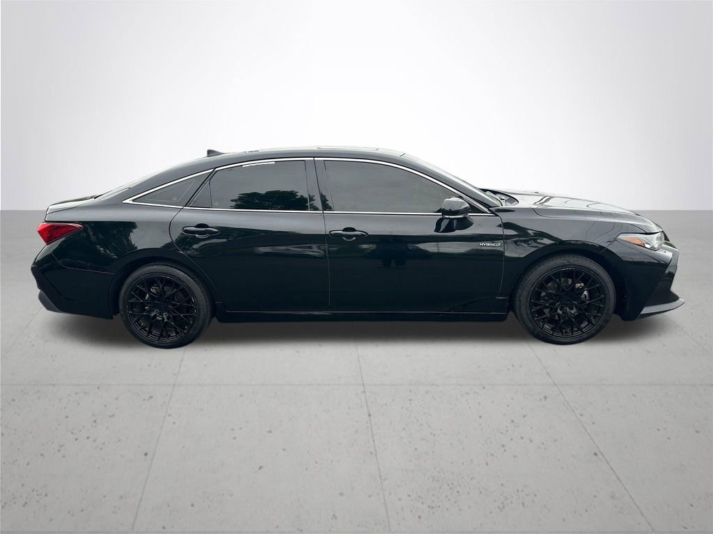 Used 2020 Toyota Avalon Limited w/ Advanced Safety Package FWD image 6