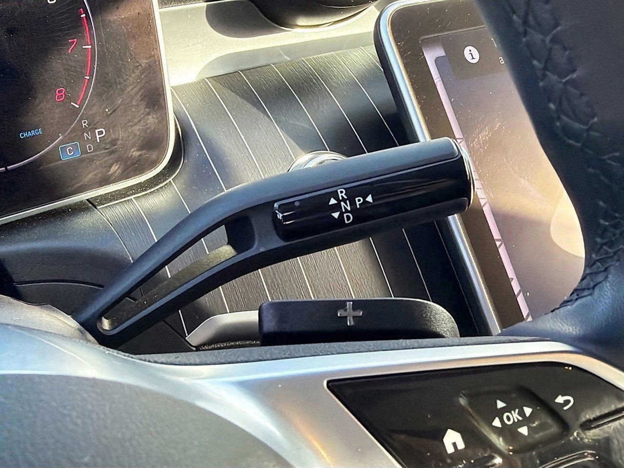 Used 2024 Mercedes-Benz C 300 Sedan image 29