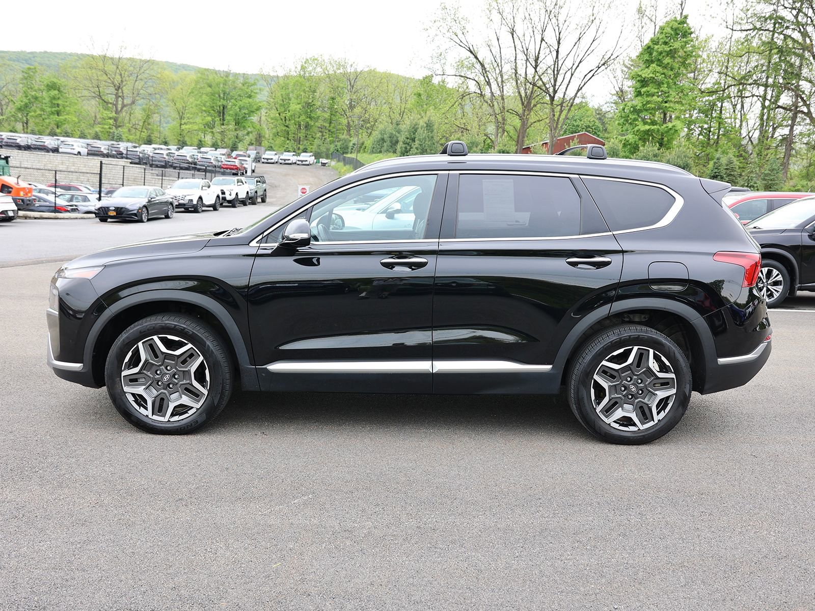 Certified 2022 Hyundai Santa Fe SEL Premium AWD/4WD image 4