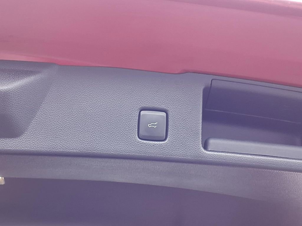 Used 2023 Ford Escape Platinum w/ Premium Technology Package image 22