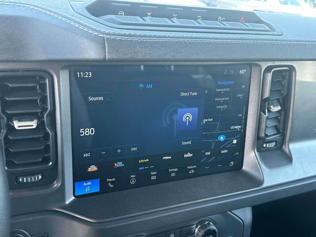 Used 2025 Ford Bronco Badlands AWD/4WD image 26