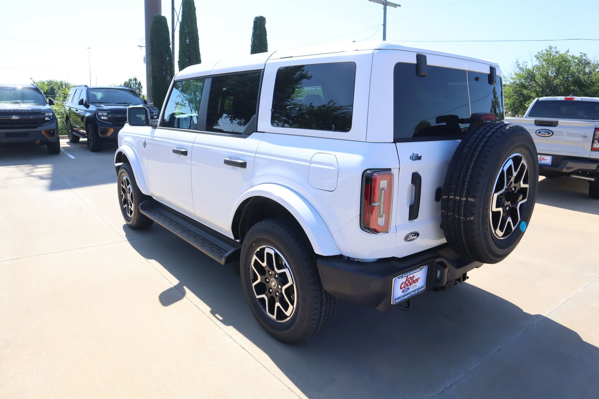 New 2026 Ford Bronco Outer Banks AWD/4WD image 23