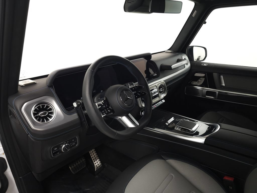 Certified 2025 Mercedes-Benz G 580 w/ EQ Technology image 9