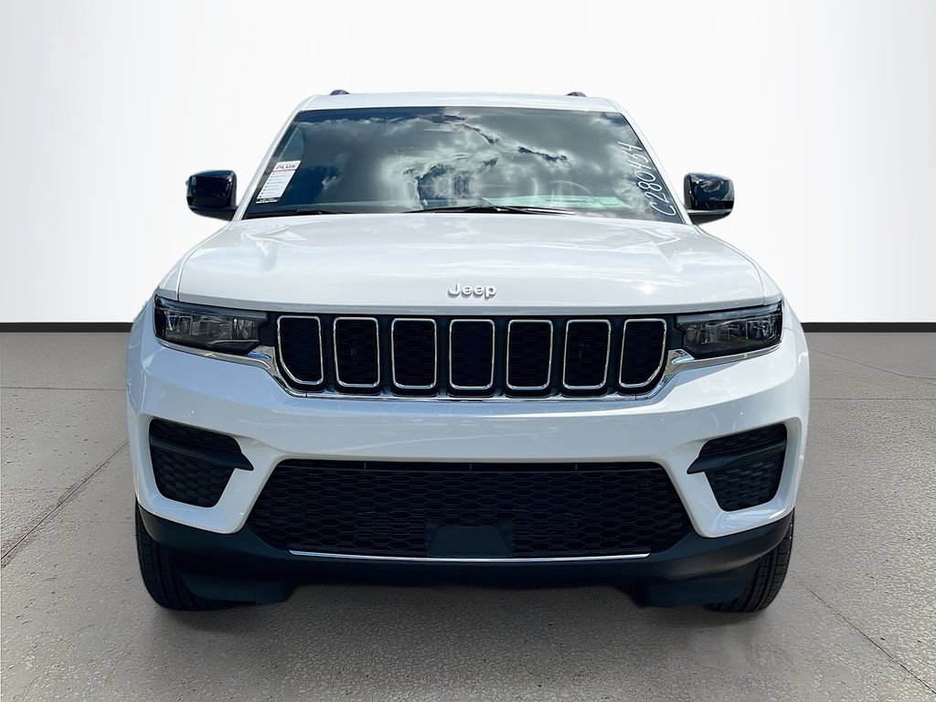 New 2026 Jeep Grand Cherokee Laredo AWD/4WD image 2