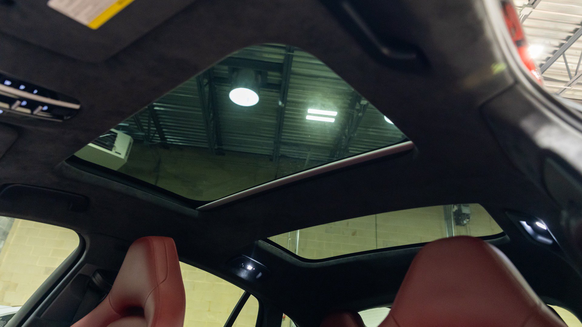 Used 2020 Porsche Panamera GTS image 74